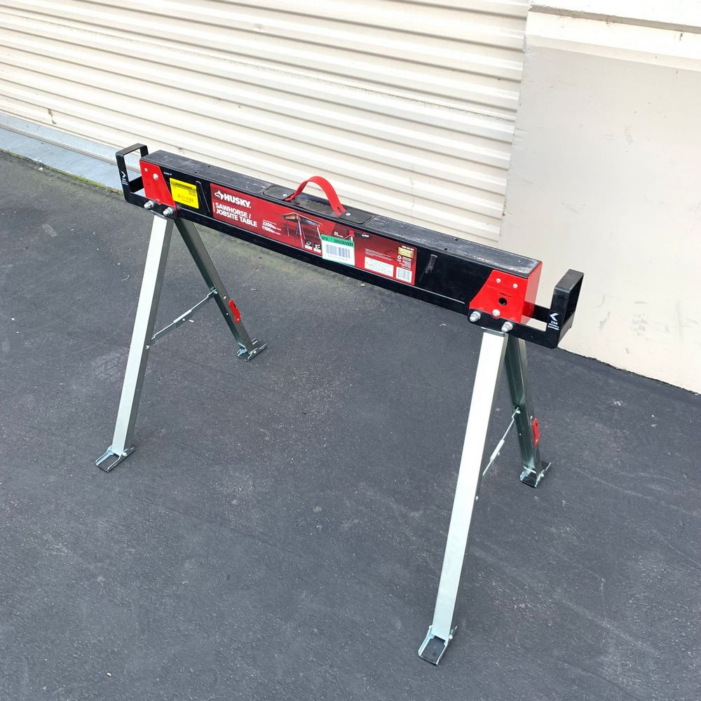 28.7 in *41.1 in steel saw horse and jobsite table 28.7 in *41.1 in steel saw horse and jobsite table